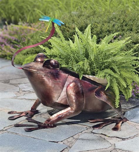 metal standing frog planter box|Amazon.com: Frog Planters.